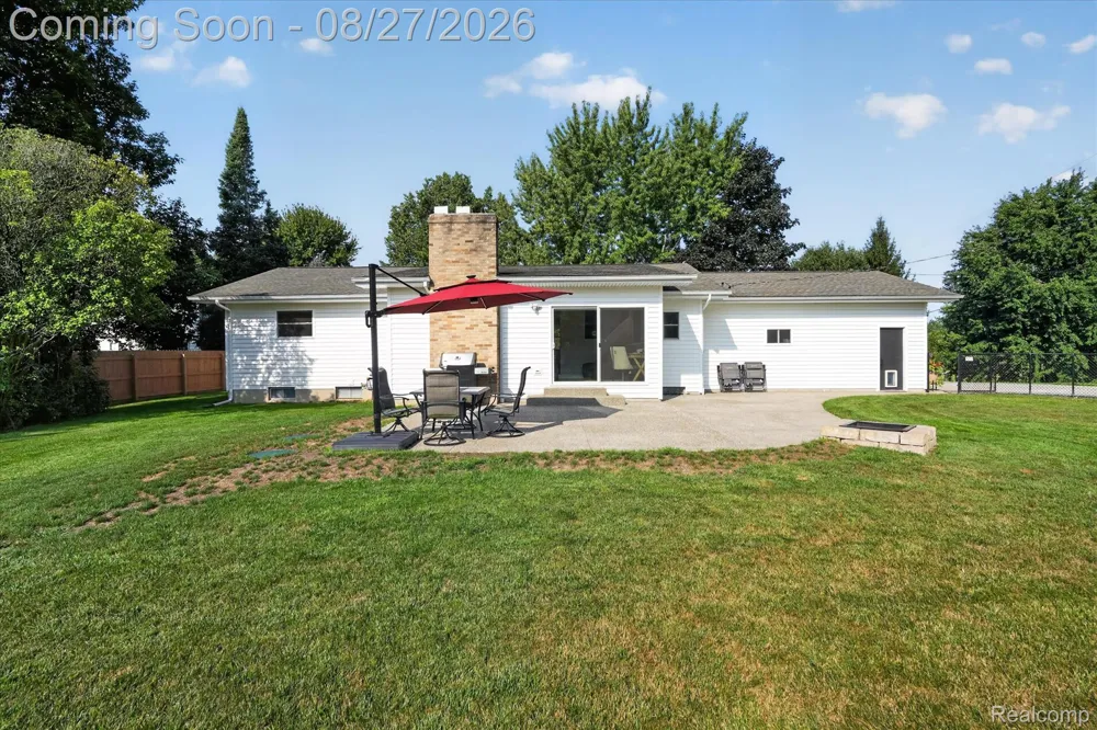 12265 Sharp Road Fenton Charter Township, MI 48451