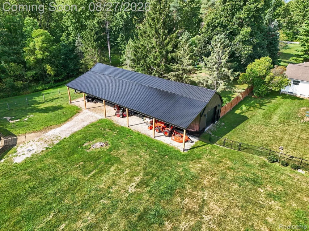12265 Sharp Road Fenton Charter Township, MI 48451