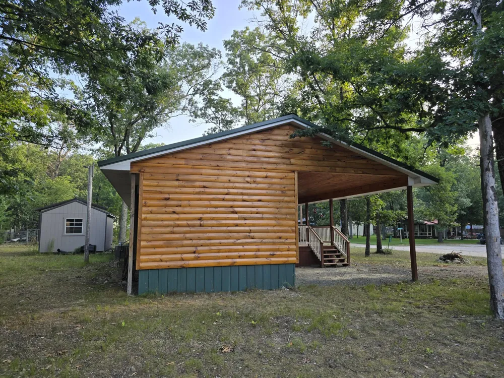 11933 S Wedgewood Avenue Lake Township, MI 49304