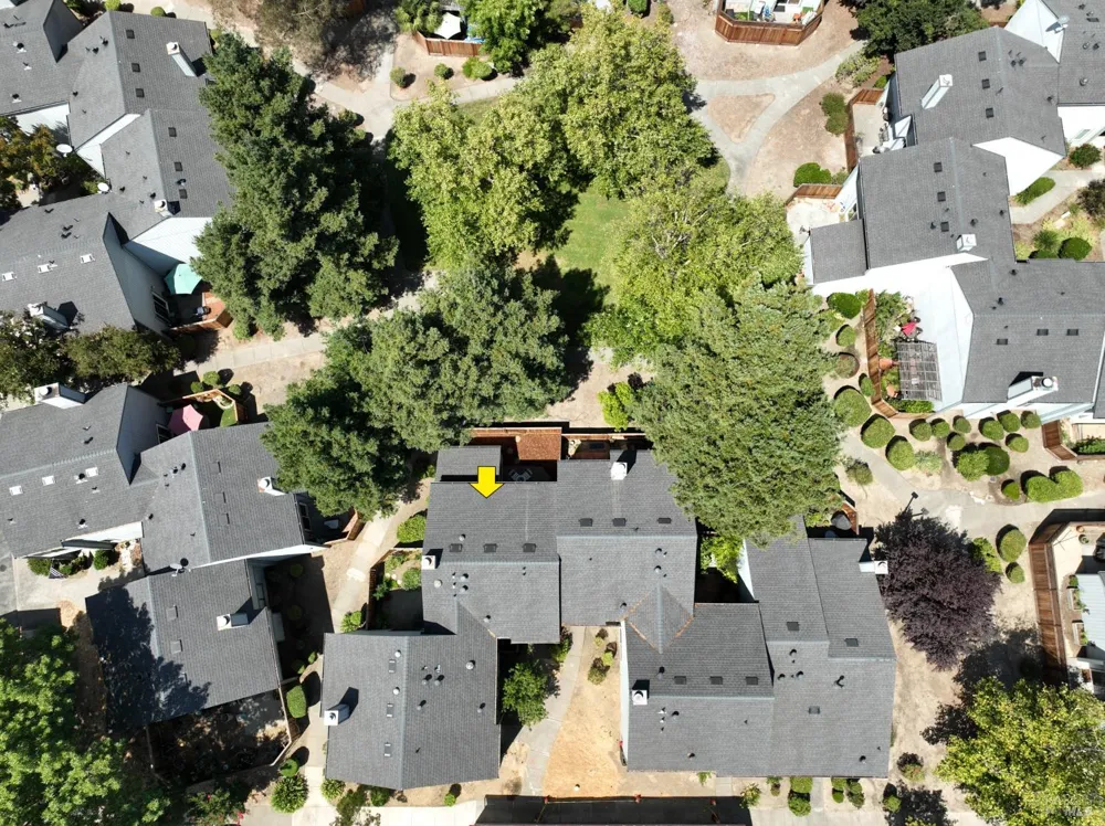 2317 Cross Avenue Santa Rosa, CA 95401