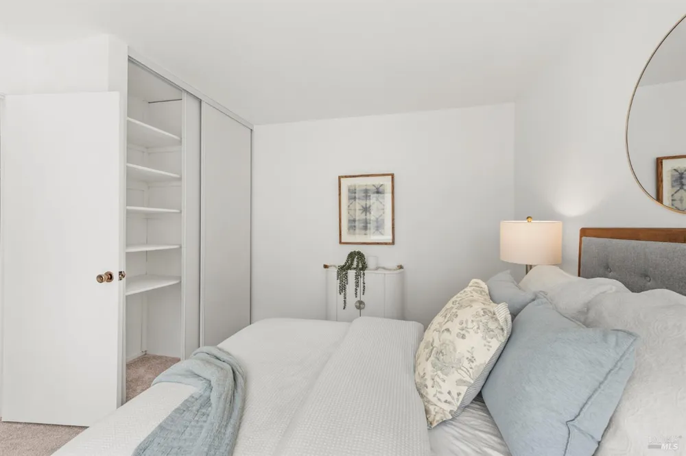 2317 Cross Avenue Santa Rosa, CA 95401