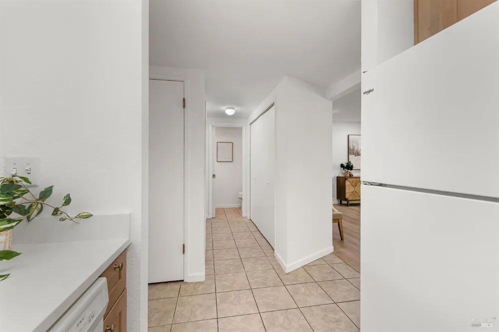 2317 Cross Avenue Santa Rosa, CA 95401