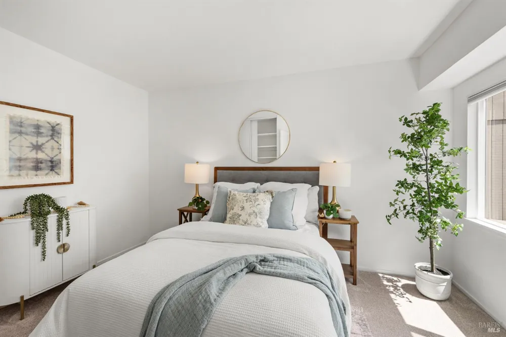 2317 Cross Avenue Santa Rosa, CA 95401