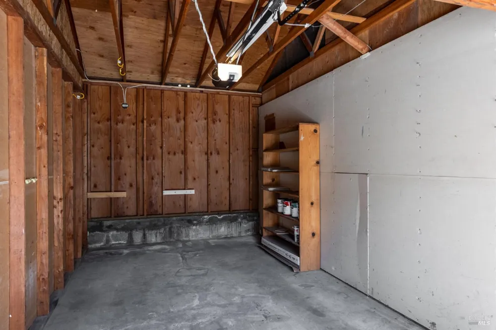 2317 Cross Avenue Santa Rosa, CA 95401