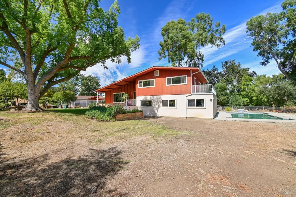 3439 Mix Canyon Road Vacaville, CA 95688