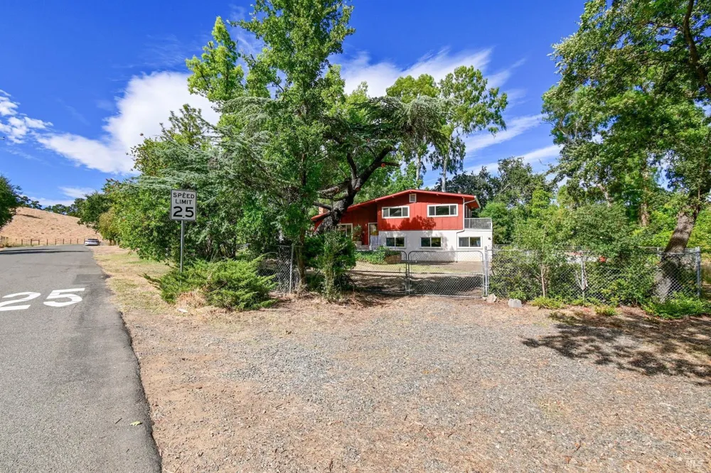 3439 Mix Canyon Road Vacaville, CA 95688