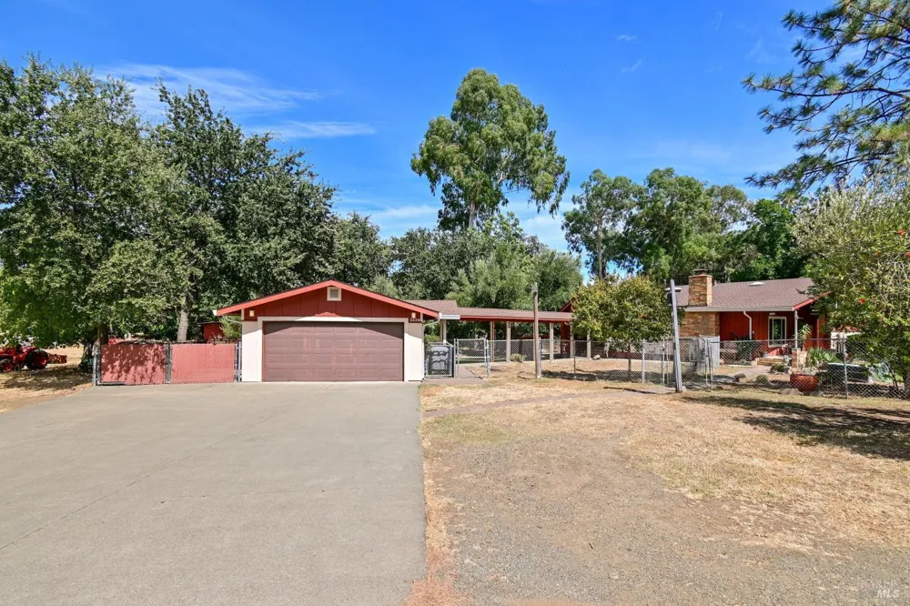 3439 Mix Canyon Road Vacaville, CA 95688