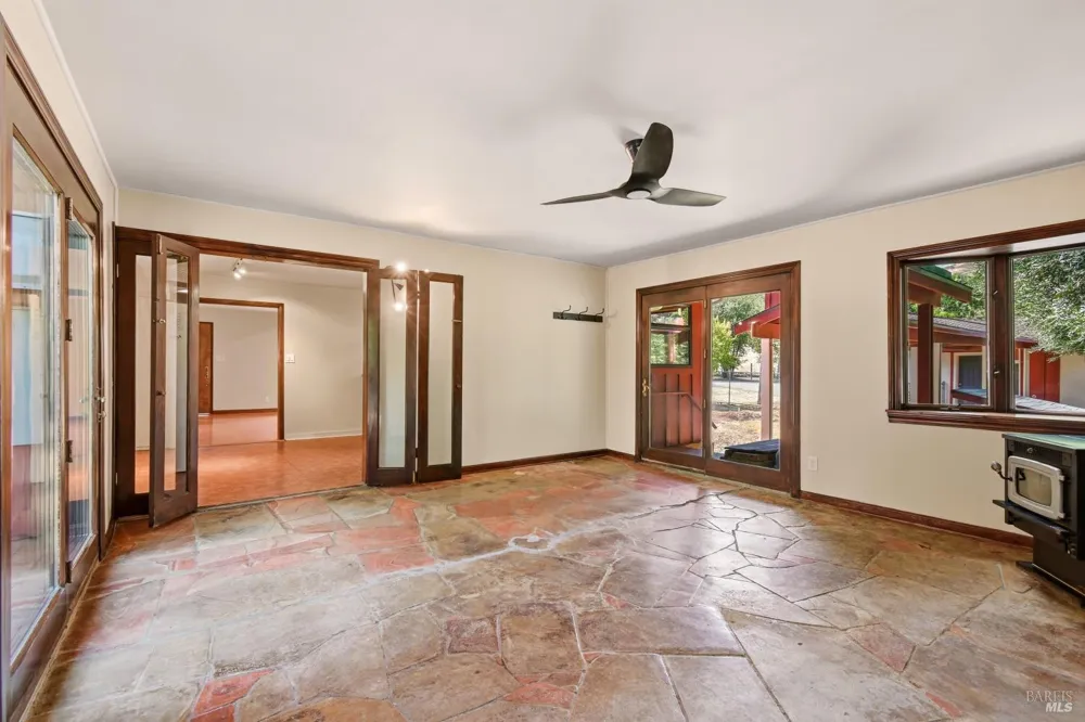 3439 Mix Canyon Road Vacaville, CA 95688
