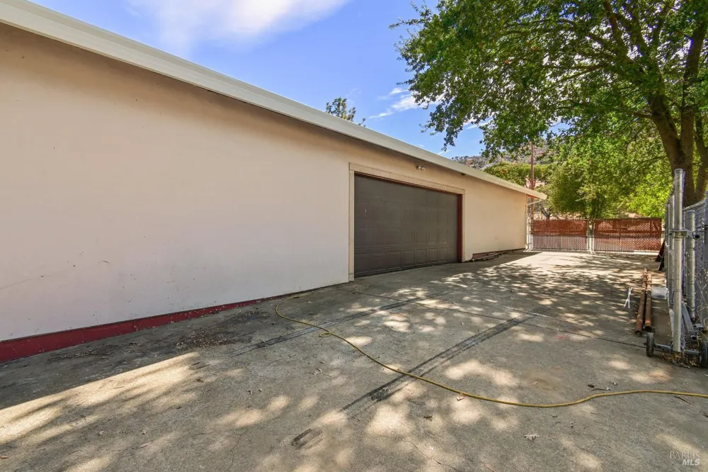 3439 Mix Canyon Road Vacaville, CA 95688