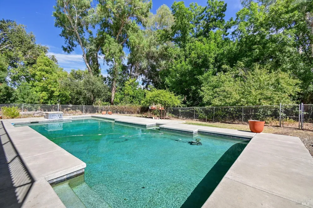 3439 Mix Canyon Road Vacaville, CA 95688