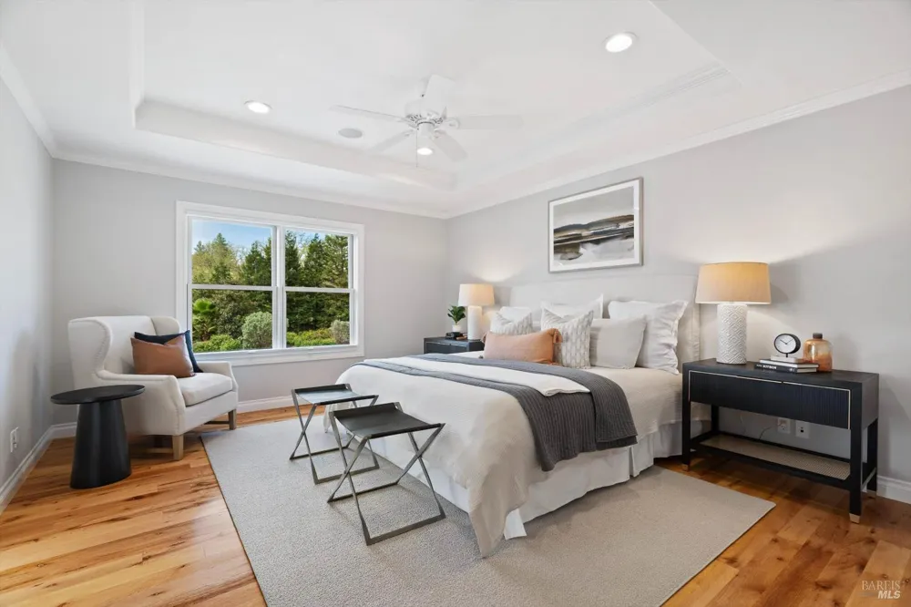 1524 Chablis Road Healdsburg, CA 95448