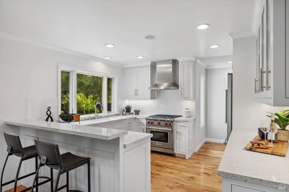 1524 Chablis Road Healdsburg, CA 95448