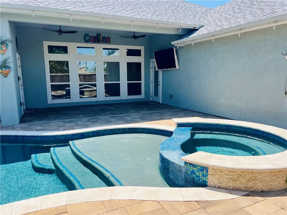 13922 Suntan Avenue Corpus Christi, TX 78418