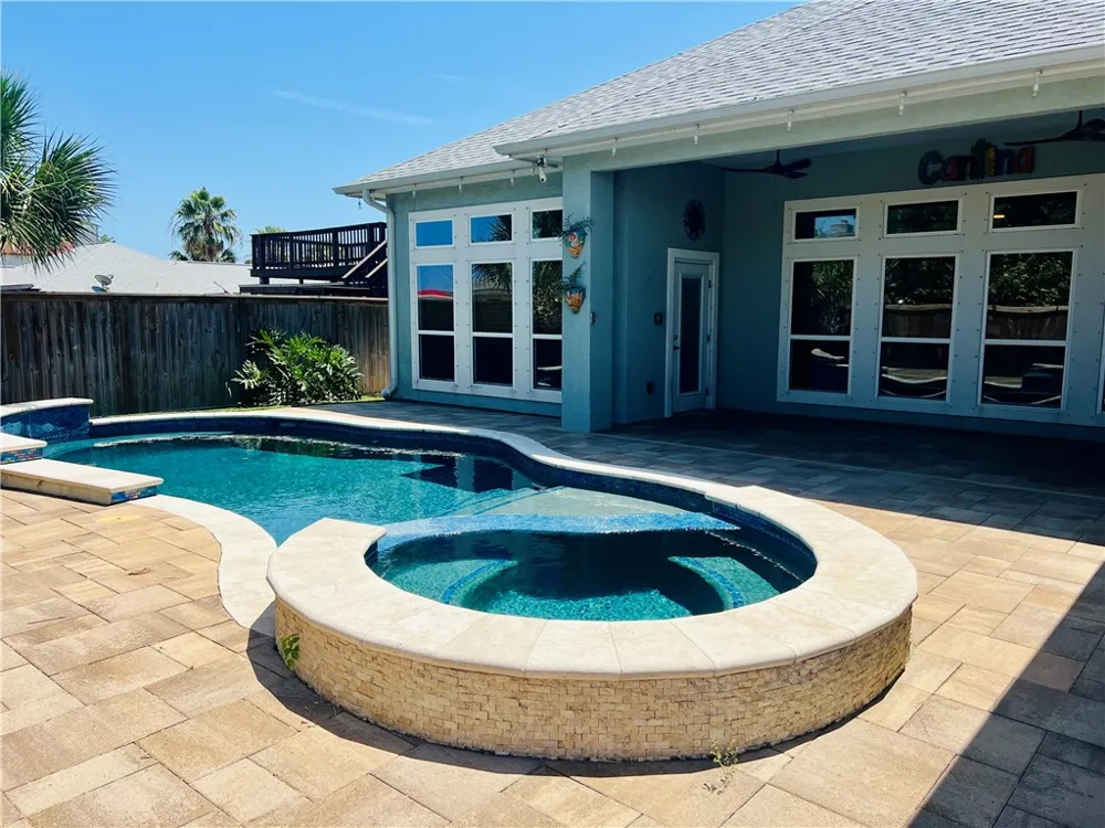 13922 Suntan Avenue Corpus Christi, TX 78418