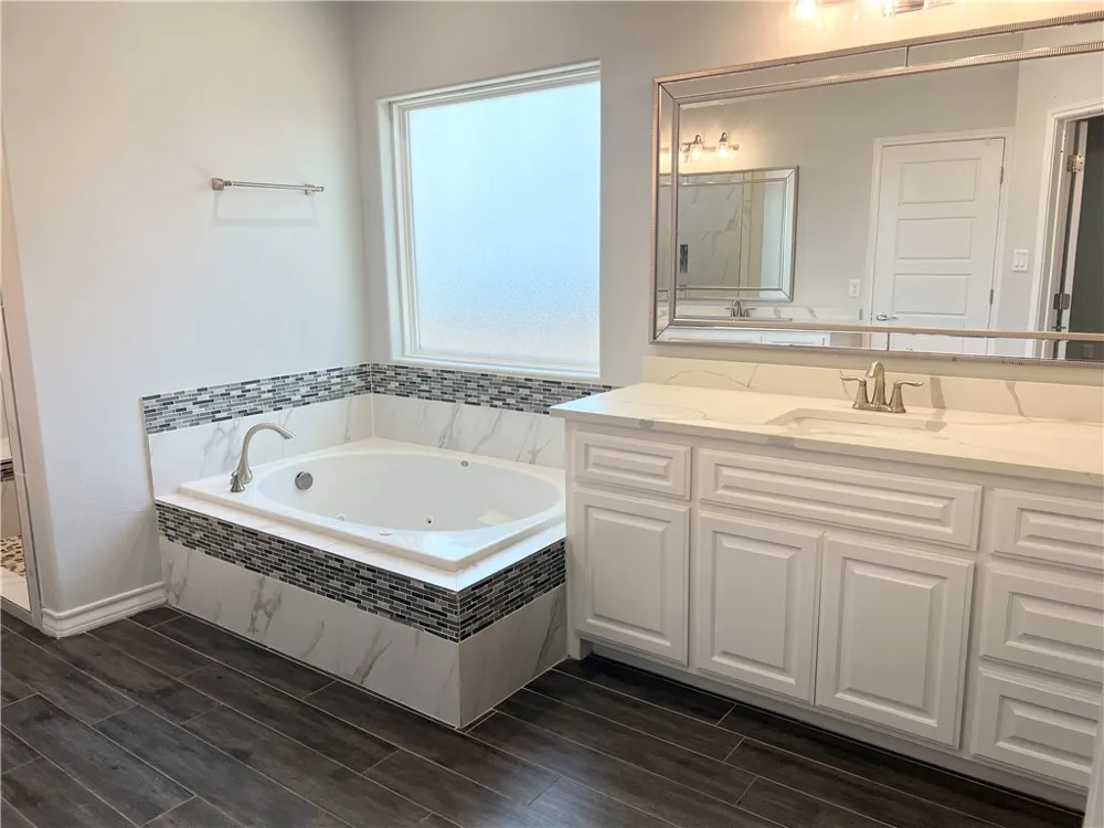 13922 Suntan Avenue Corpus Christi, TX 78418