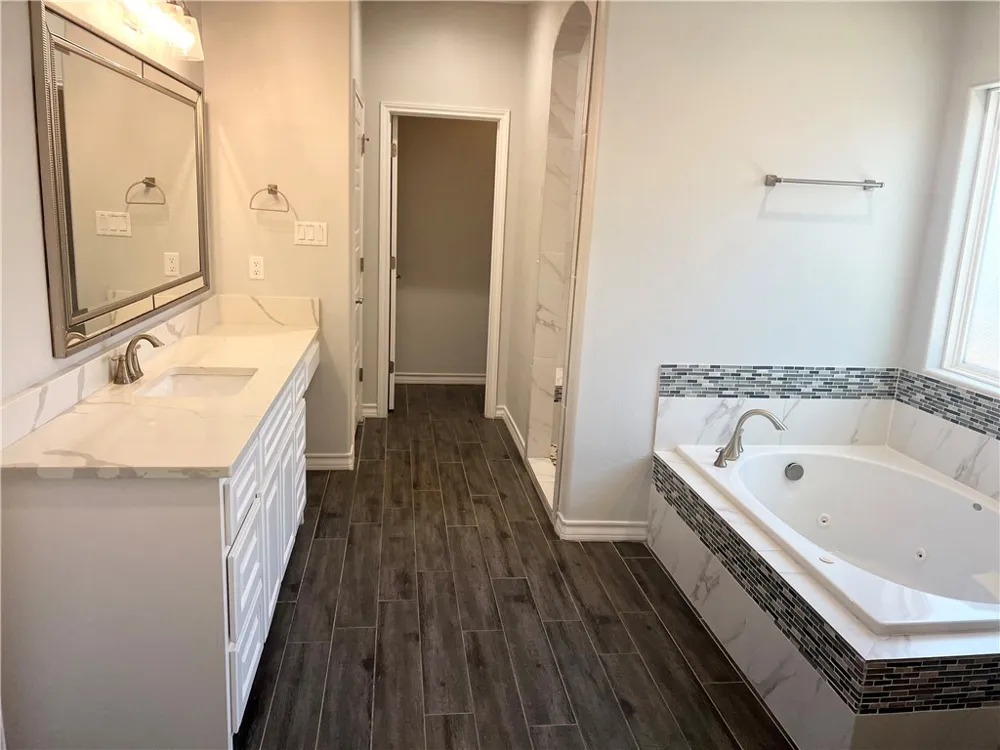 13922 Suntan Avenue Corpus Christi, TX 78418