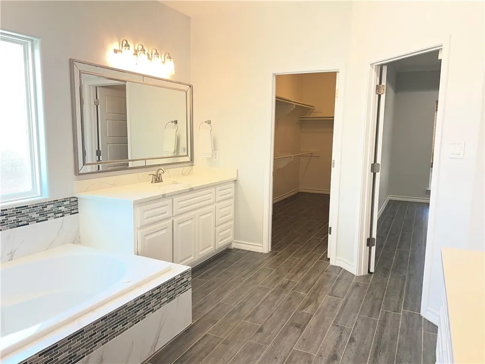 13922 Suntan Avenue Corpus Christi, TX 78418