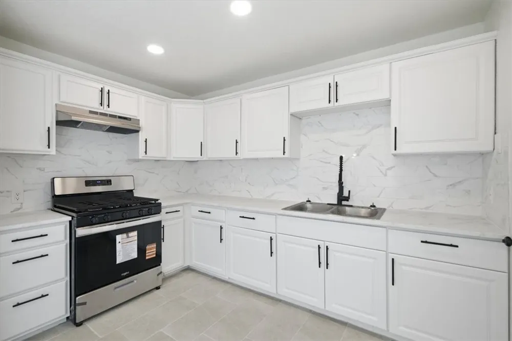 4725 Hamlett Drive Corpus Christi, TX 78415