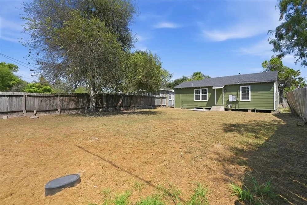 4725 Hamlett Drive Corpus Christi, TX 78415