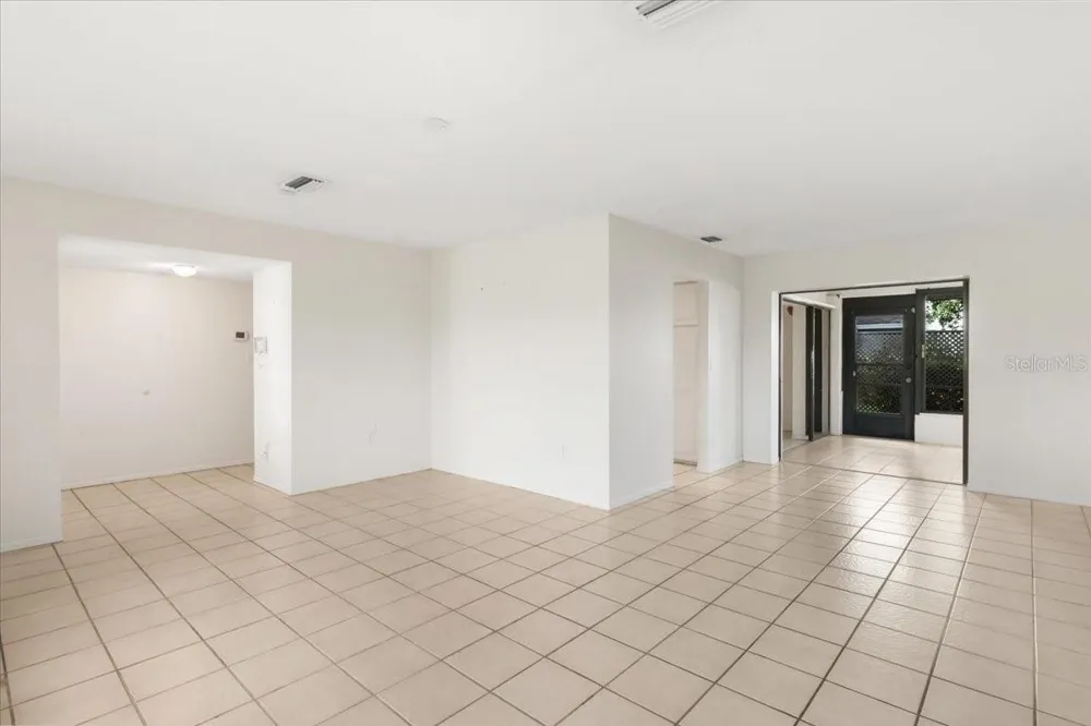 1608 BOB O LINK DRIVE Venice, FL 34293