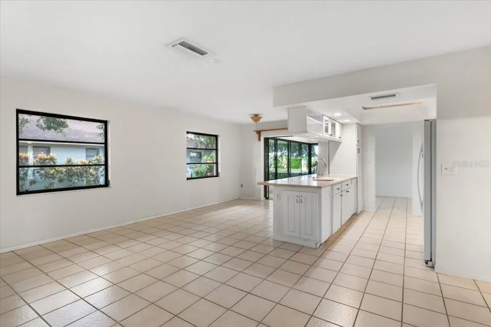 1608 BOB O LINK DRIVE Venice, FL 34293
