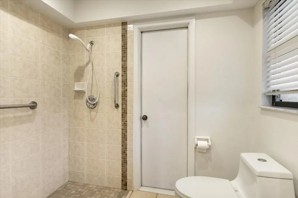 1608 BOB O LINK DRIVE Venice, FL 34293