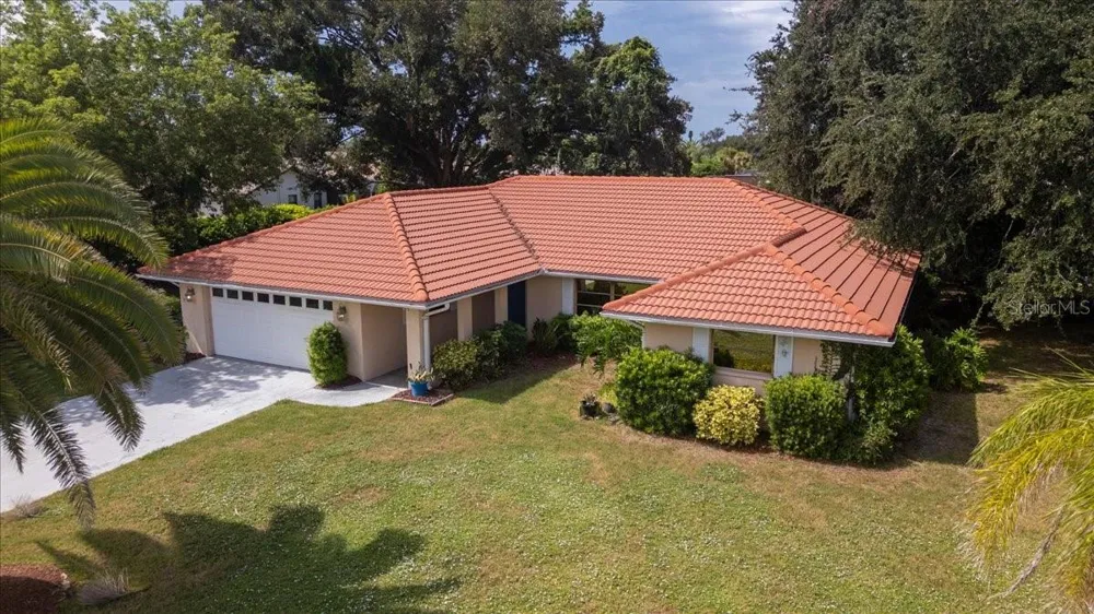 1608 BOB O LINK DRIVE Venice, FL 34293