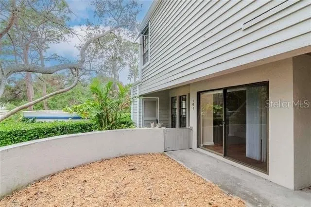 8737 BARDMOOR PLACE #101 Seminole, FL 33777