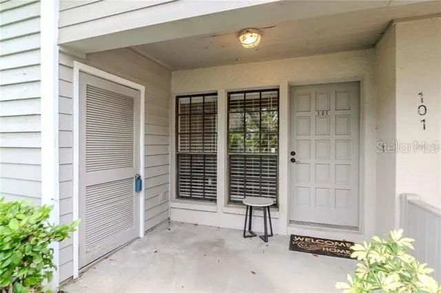 8737 BARDMOOR PLACE #101 Seminole, FL 33777