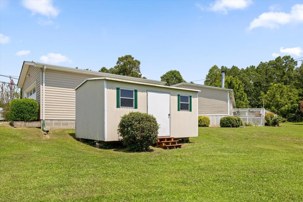 3022 Mowbray Pike Soddy Daisy, TN 37379