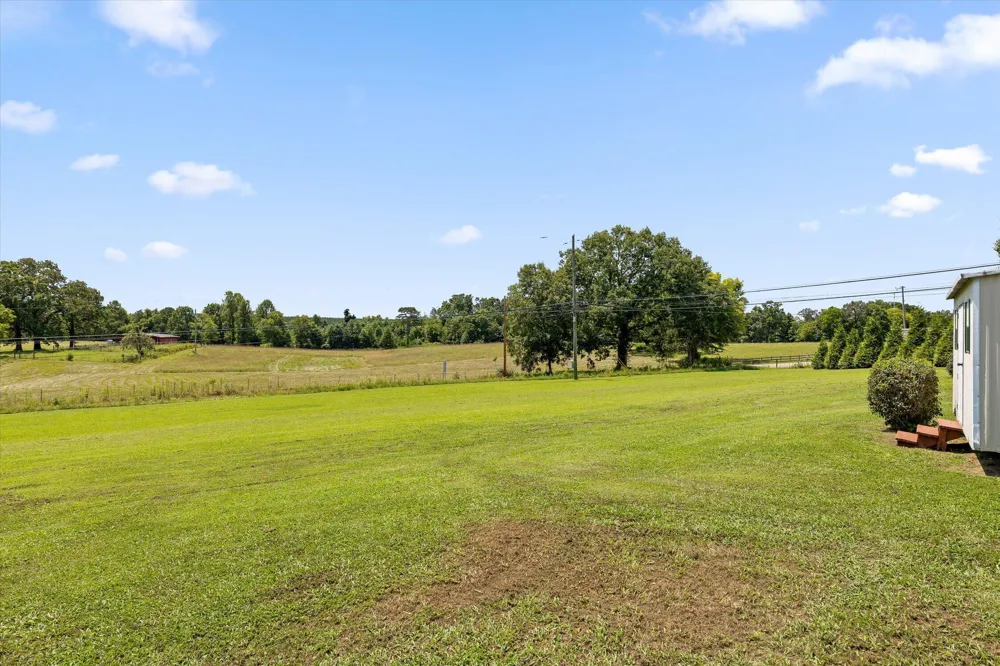 3022 Mowbray Pike Soddy Daisy, TN 37379
