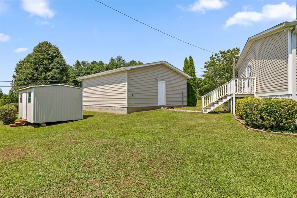3022 Mowbray Pike Soddy Daisy, TN 37379