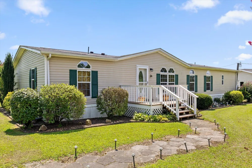 3022 Mowbray Pike Soddy Daisy, TN 37379