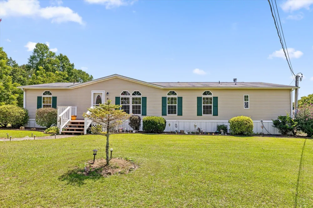 3022 Mowbray Pike Soddy Daisy, TN 37379