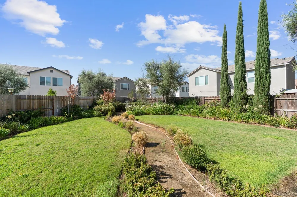 4367 Brent Avenue Fresno, CA 93723