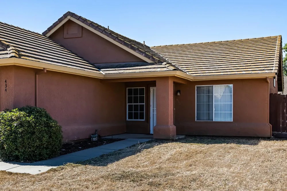434 Occidential Merced, CA 95348