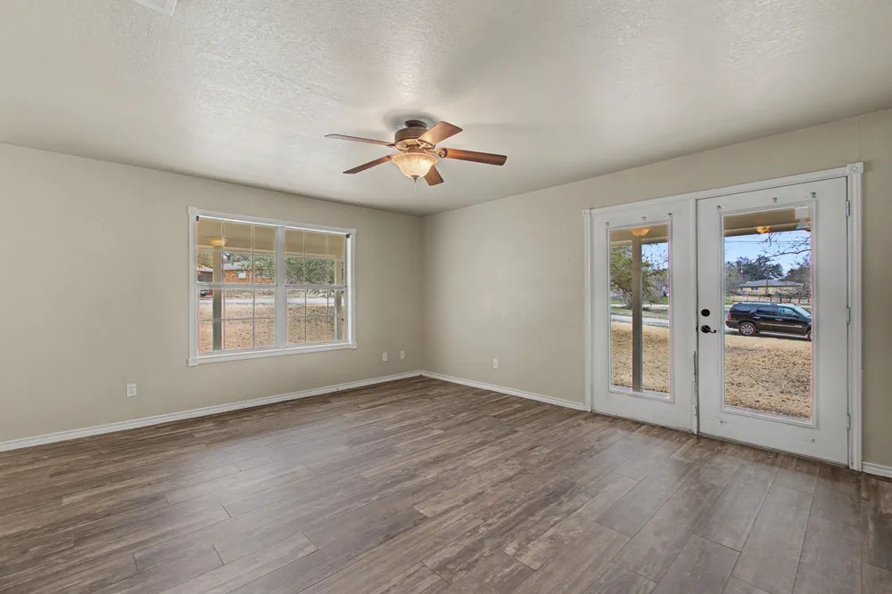 4308 Mountain View Drive Kingsland, TX 78639