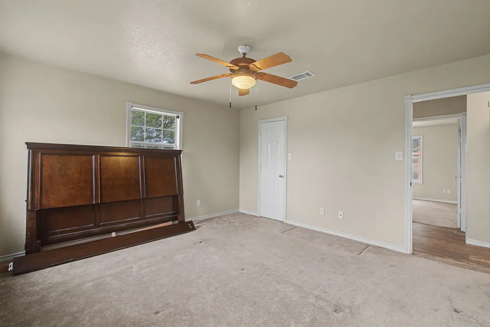 4308 Mountain View Drive Kingsland, TX 78639