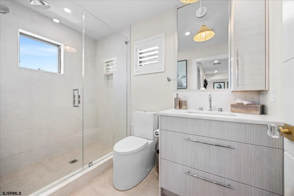 3501 Winchester Ave Longport, NJ 08403