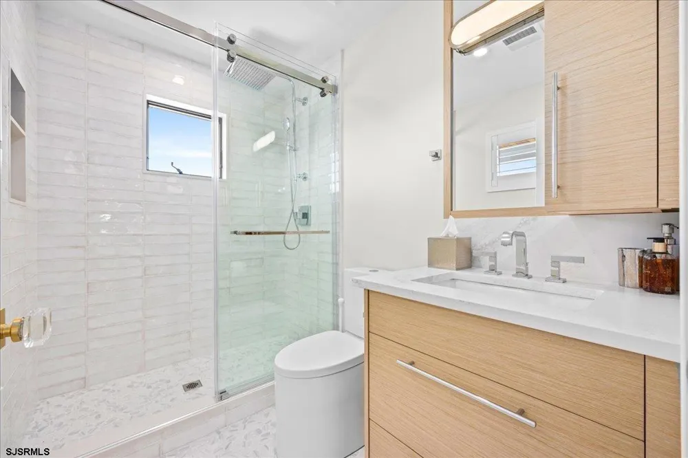 3501 Winchester Ave Longport, NJ 08403