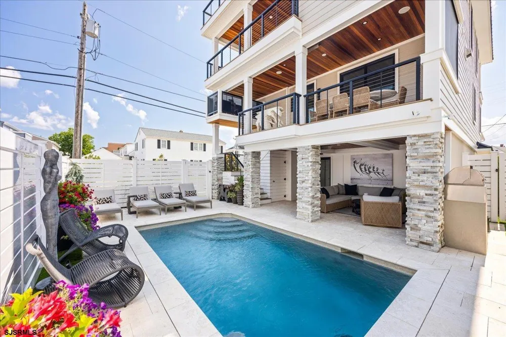 3501 Winchester Ave Longport, NJ 08403