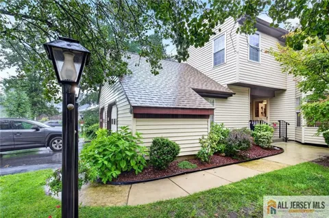 5 Hillsborough Drive #5B
