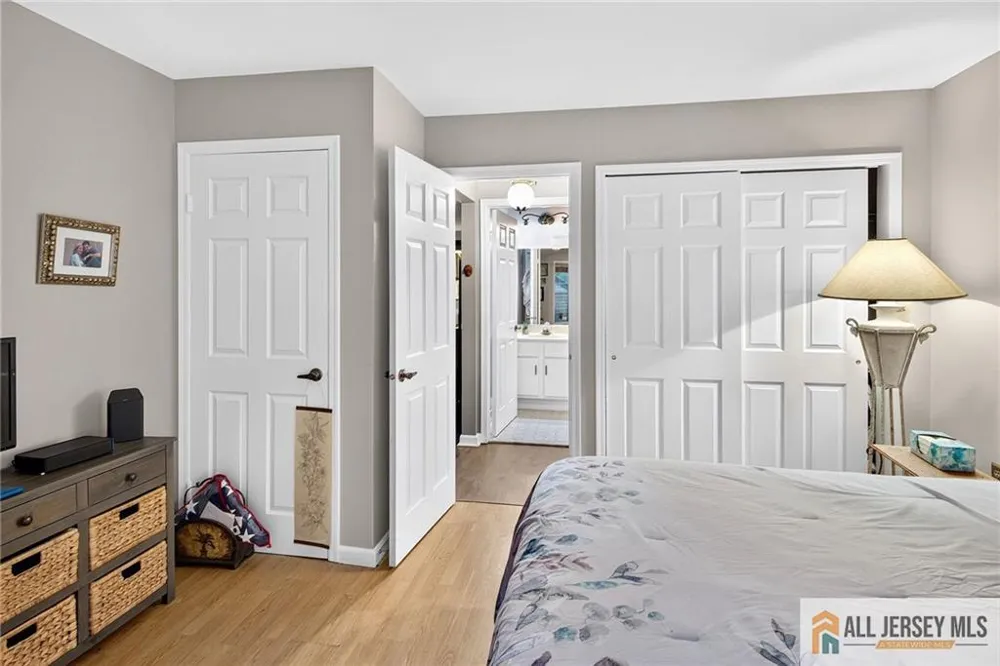 5 Hillsborough Drive #5B Monroe, NJ 08831