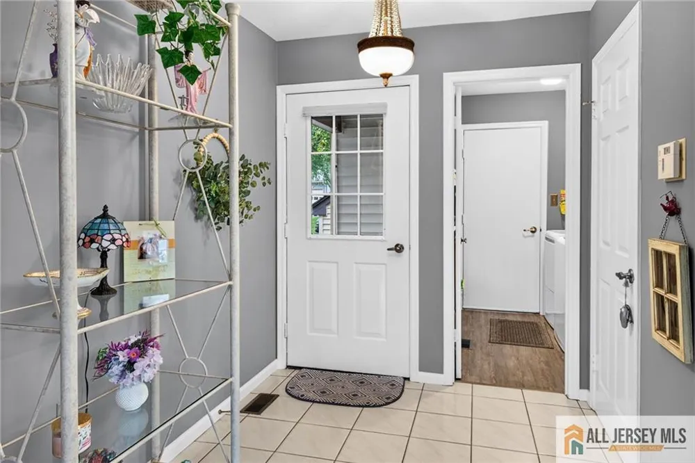 5 Hillsborough Drive #5B Monroe, NJ 08831