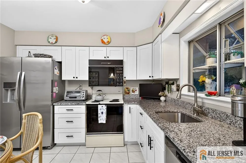 5 Hillsborough Drive #5B Monroe, NJ 08831