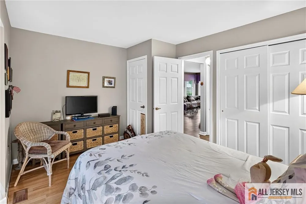5 Hillsborough Drive #5B Monroe, NJ 08831