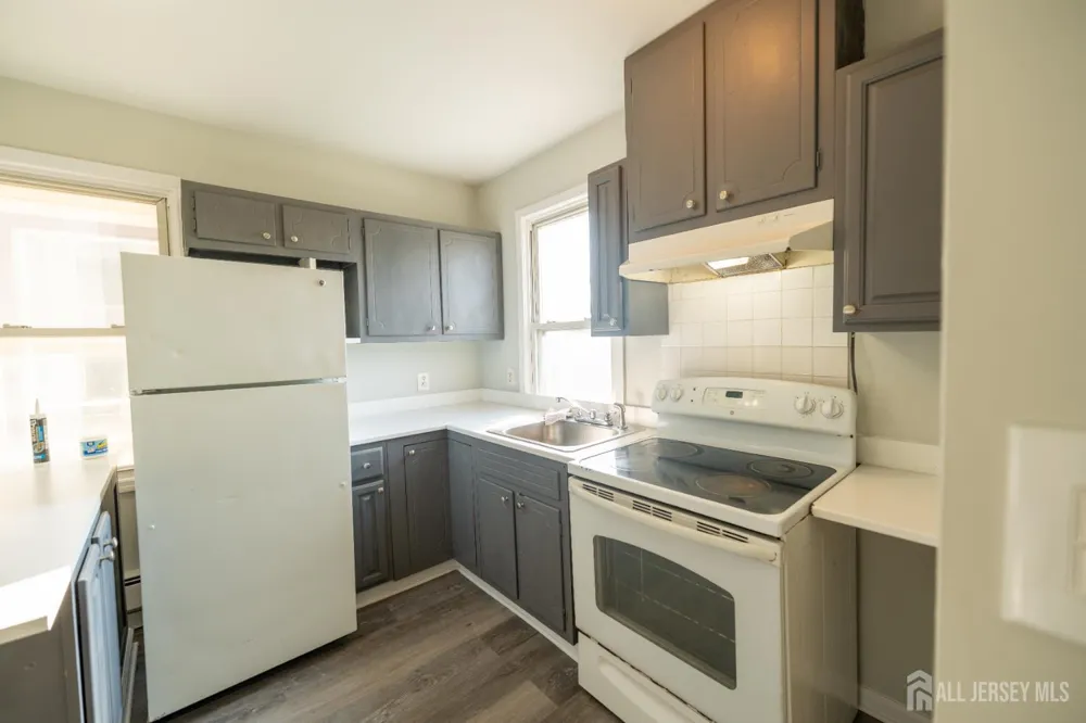 337 convery Boulevard #2 Perth Amboy, NJ 08861