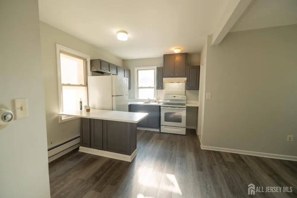 337 convery Boulevard #2 Perth Amboy, NJ 08861