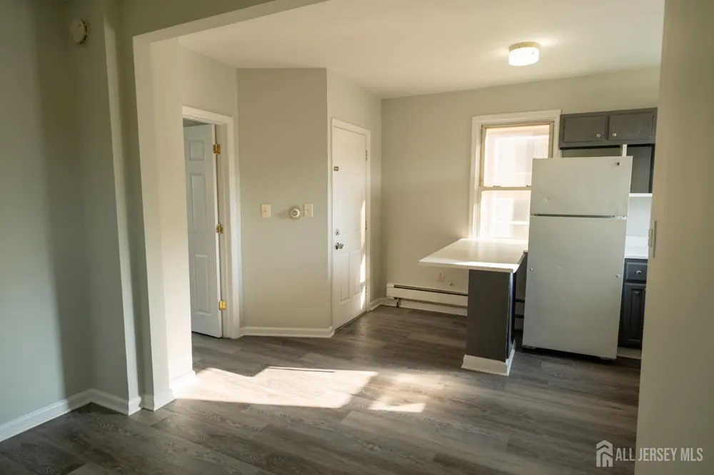 337 convery Boulevard #2 Perth Amboy, NJ 08861