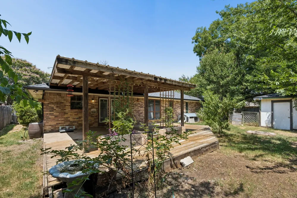110 Bryn Mawr Lane Waxahachie, TX 75165
